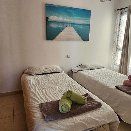 Bienvenue Appart Lumineux Avec Ascenseur Et Vue Sur La Mer Corralejo Buitenkant foto